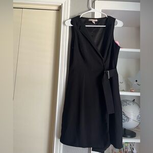 Forever 21 women's formal or casual black dress with a V-neck and short sleeves.